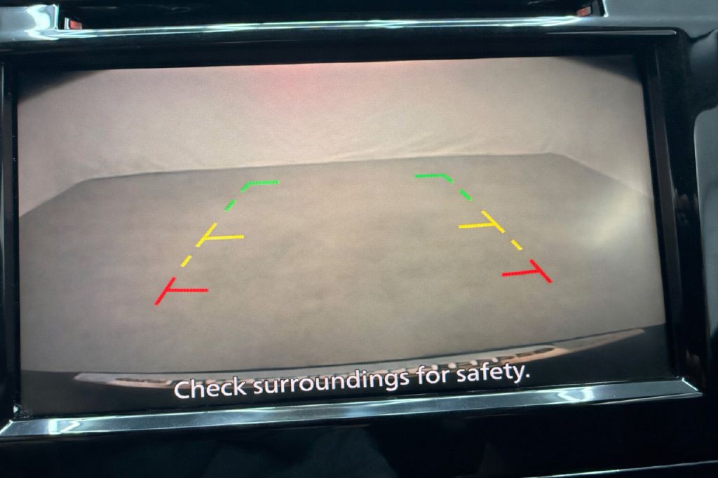 2018 Nissan Rogue Image 17