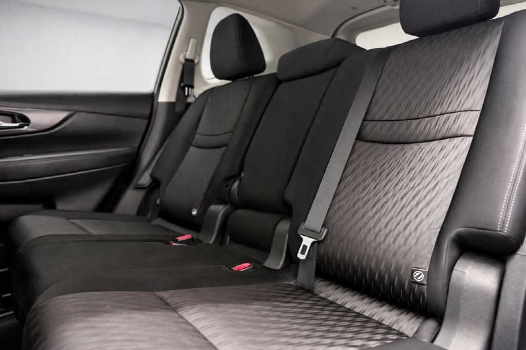 2018 Nissan Rogue Image 22