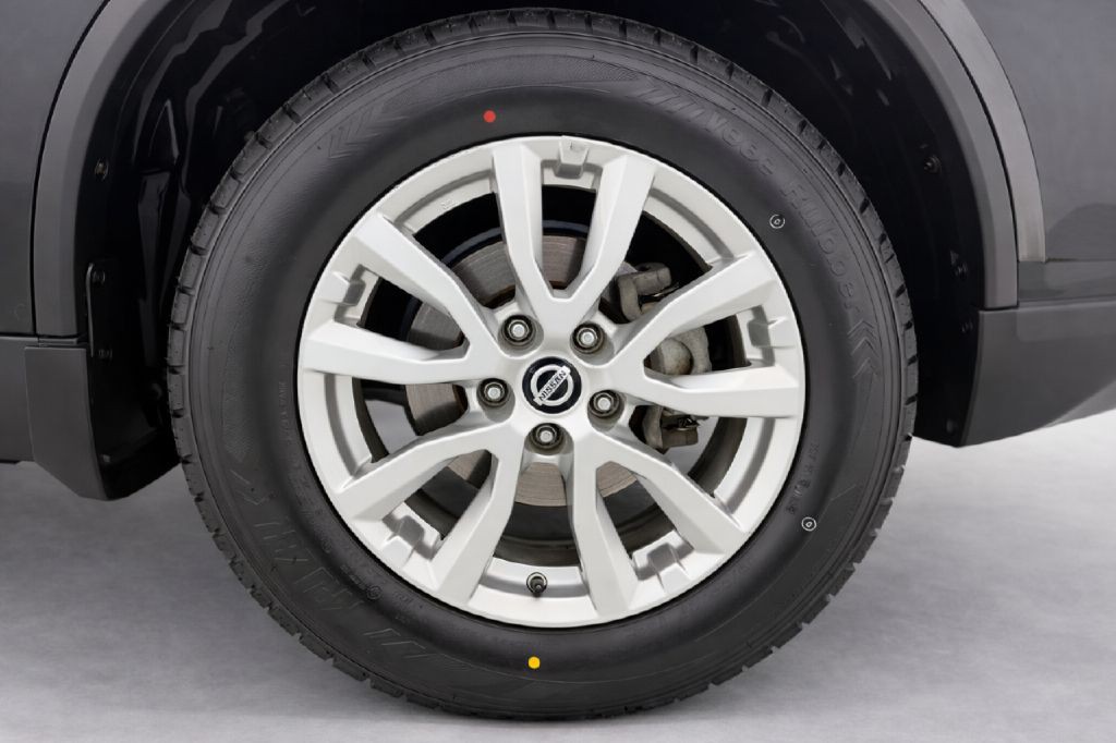 2018 Nissan Rogue Image 31