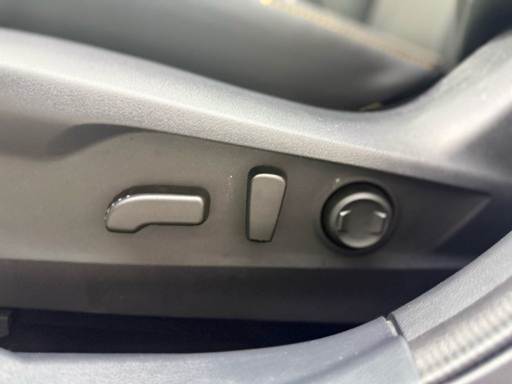 2025 Subaru Outback Image 10