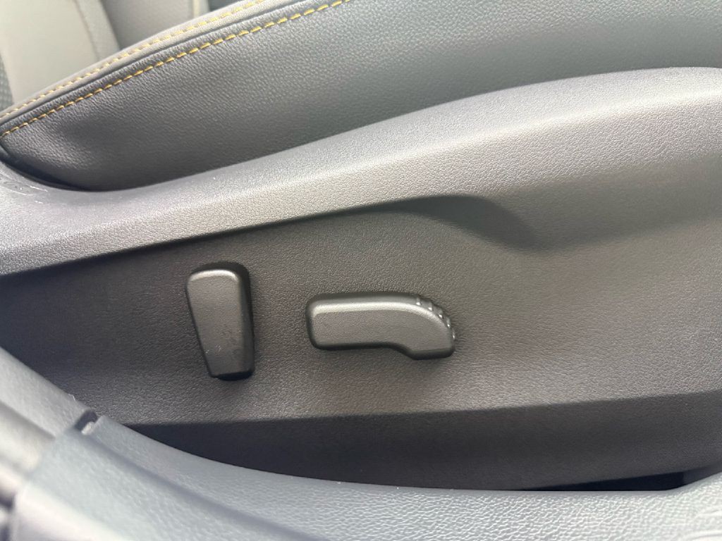 2025 Subaru Outback Image 40