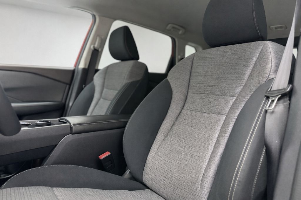 2021 Nissan Rogue Image 9