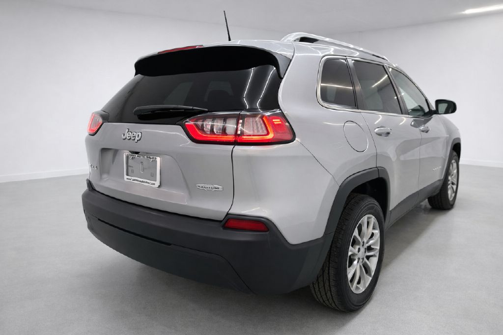 2019 Jeep Cherokee Image 3