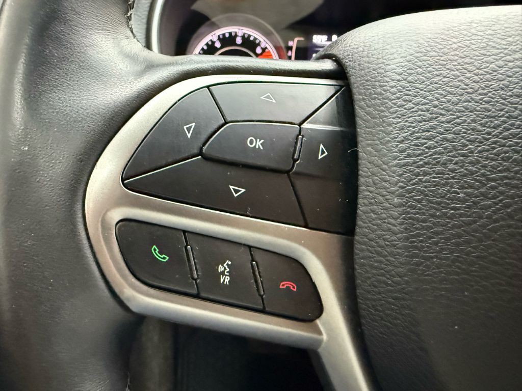 2019 Jeep Cherokee Image 13