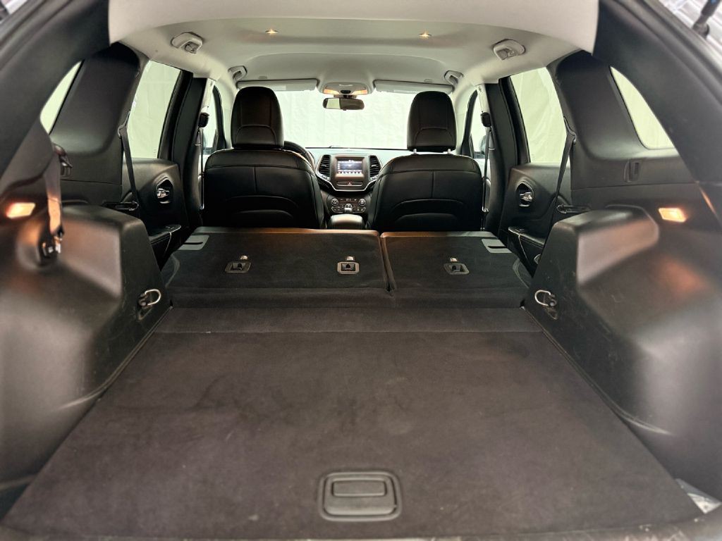2019 Jeep Cherokee Image 23