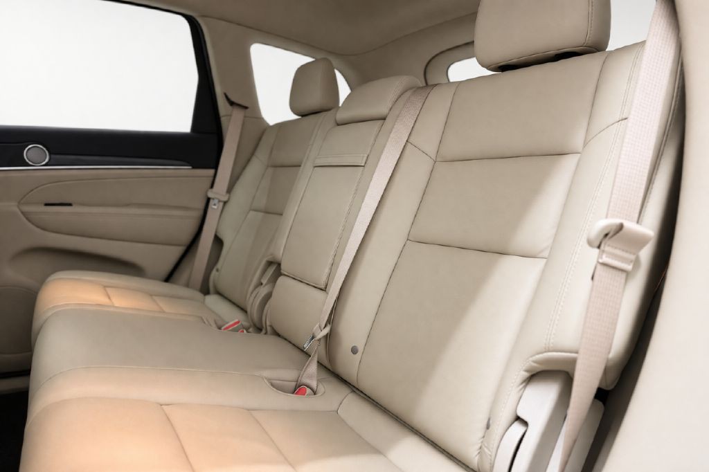 2021 Jeep Grand Cherokee Image 26