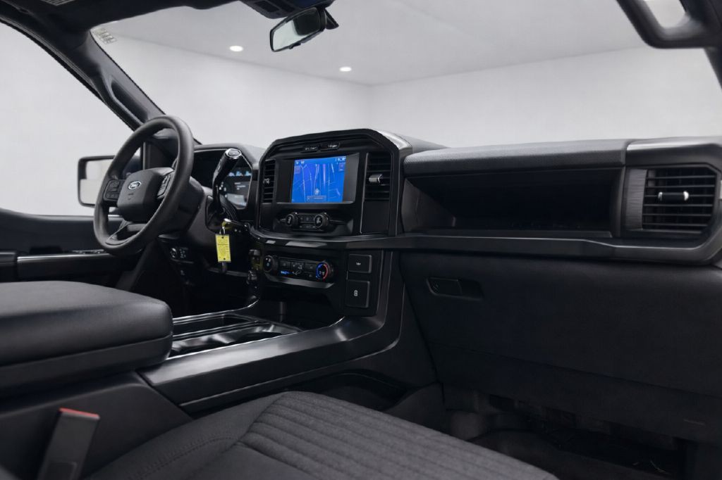 2023 Ford F-150 Image 35