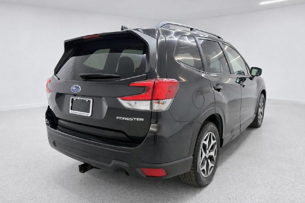 2019 Subaru Forester Image 3