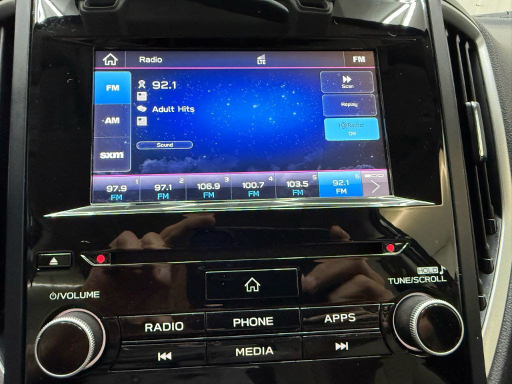 2019 Subaru Forester Image 17