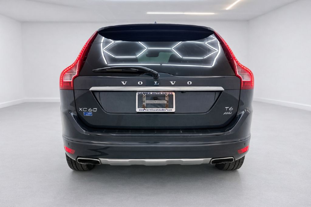 2015 Volvo XC60 Image 4