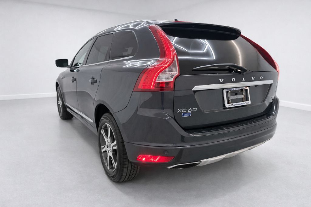 2015 Volvo XC60 Image 5