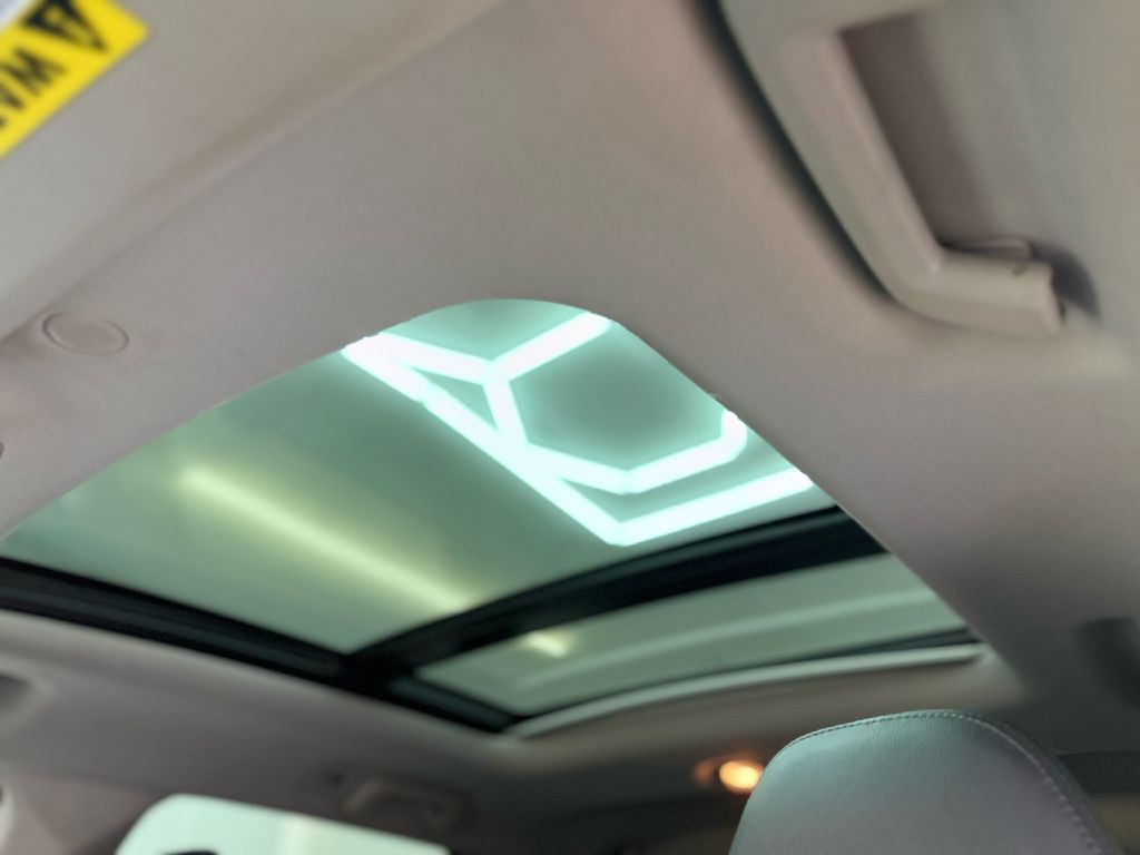 2015 Volvo XC60 Image 11