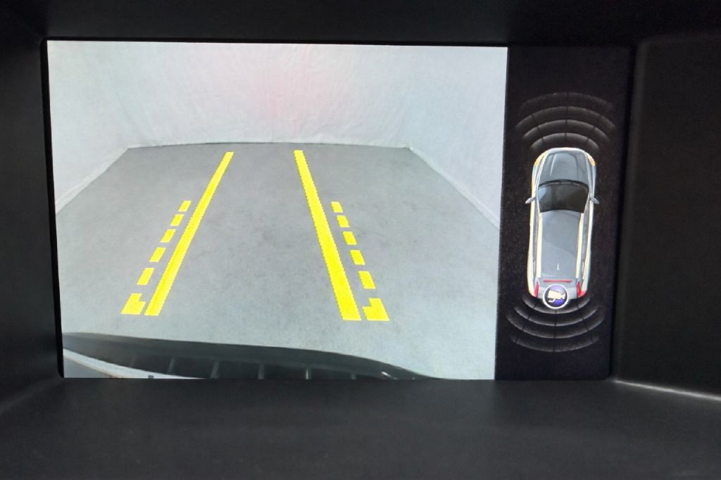 2015 Volvo XC60 Image 18