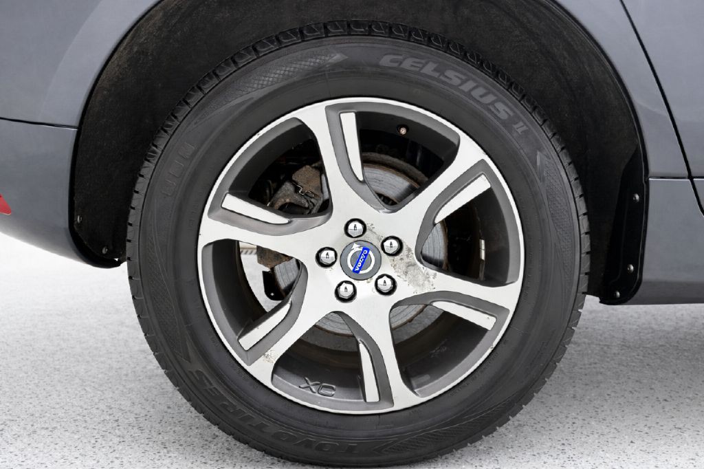 2015 Volvo XC60 Image 31