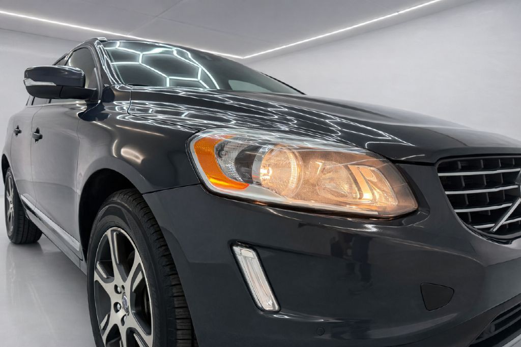 2015 Volvo XC60 Image 36