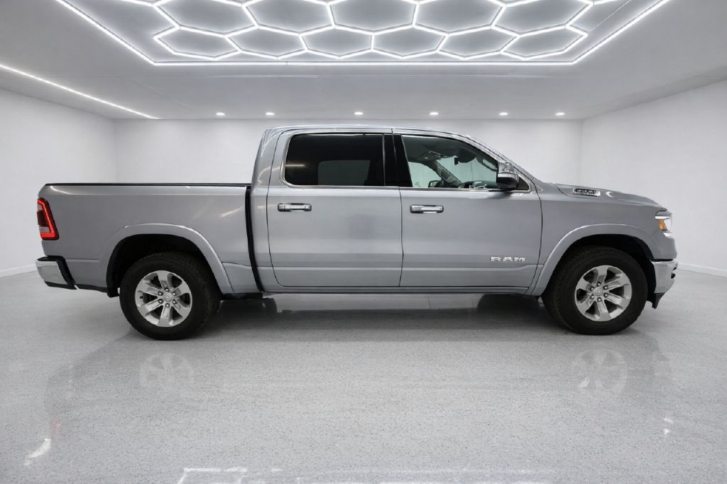 2022 RAM 1500 Image 2