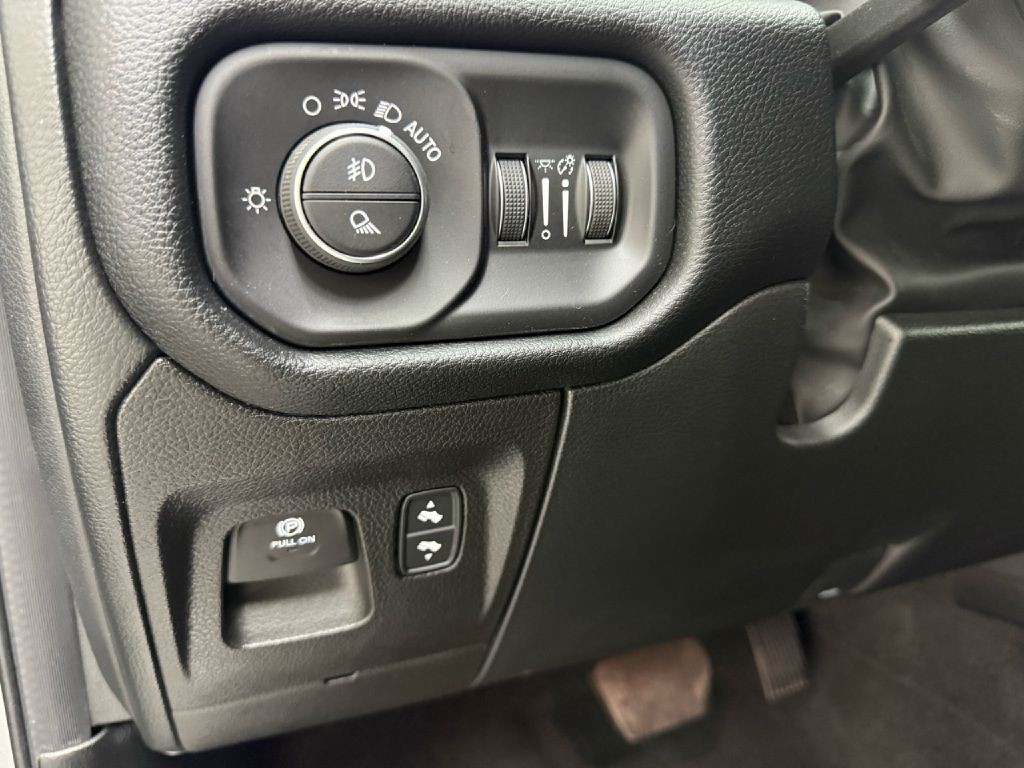 2022 RAM 1500 Image 23
