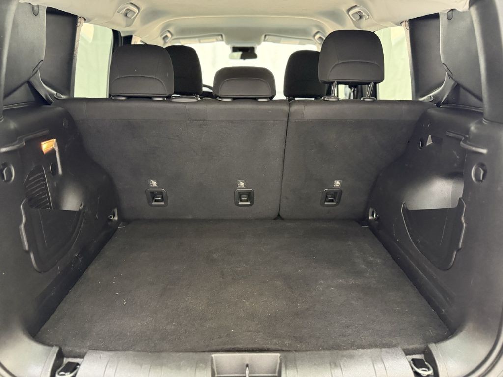2023 Jeep Renegade Image 24