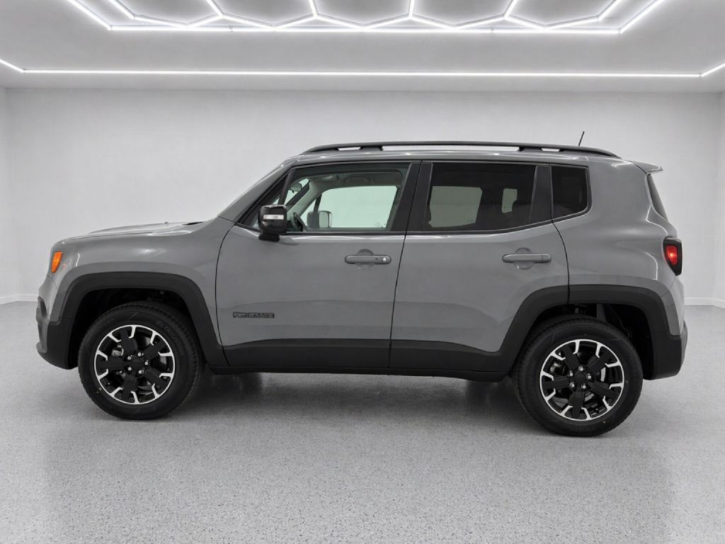 2023 Jeep Renegade Image 6