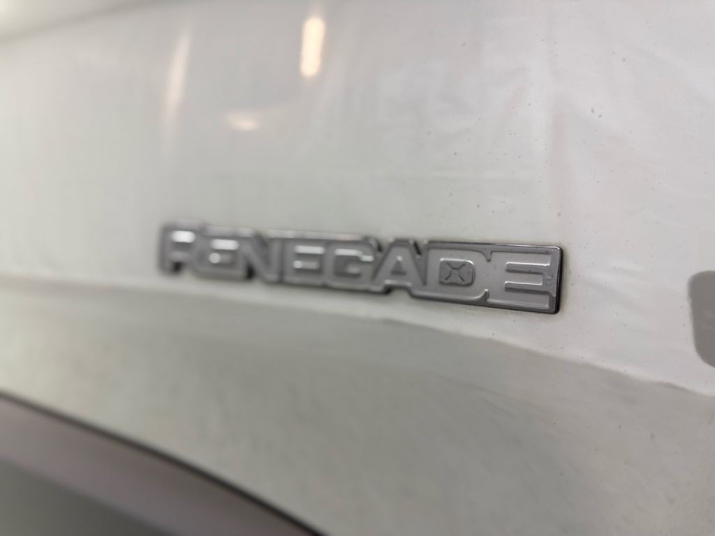 2023 Jeep Renegade Image 34