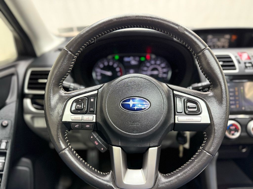 2017 Subaru Forester Image 13