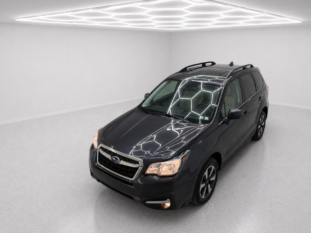 2017 Subaru Forester Image 34