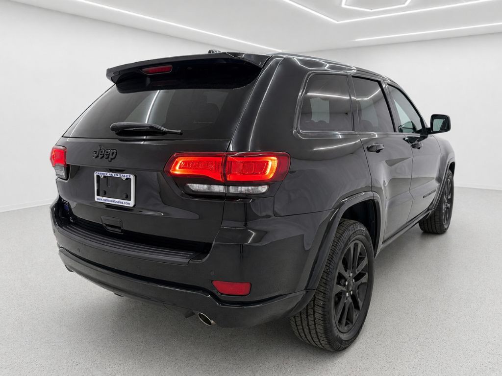 2019 Jeep Grand Cherokee Image 3