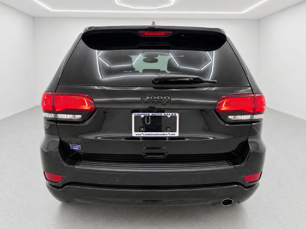 2019 Jeep Grand Cherokee Image 4