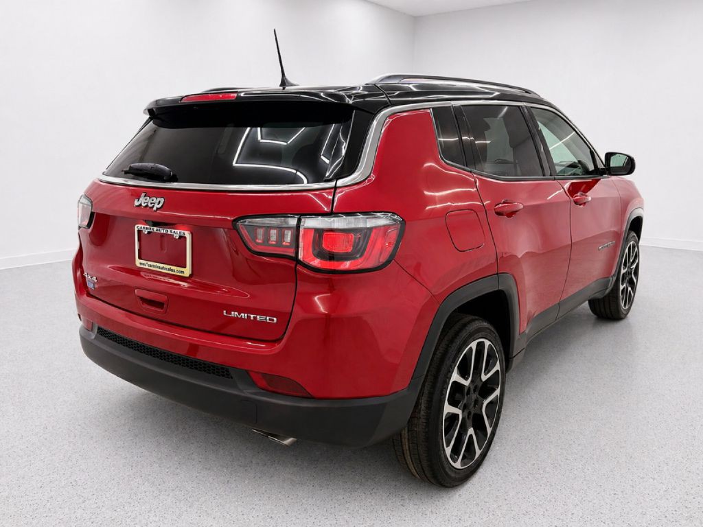 2018 Jeep Compass Image 3