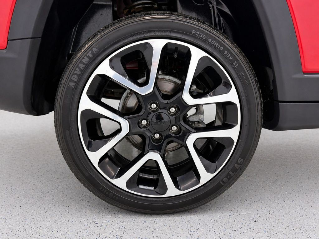 2018 Jeep Compass Image 33