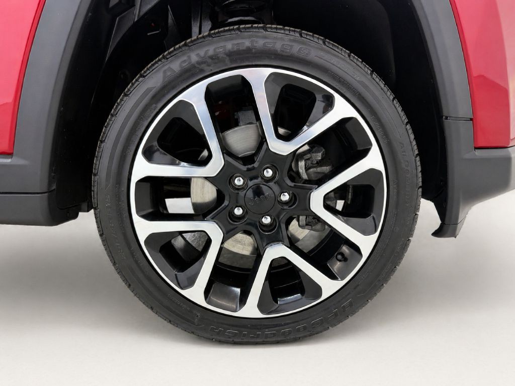 2018 Jeep Compass Image 34