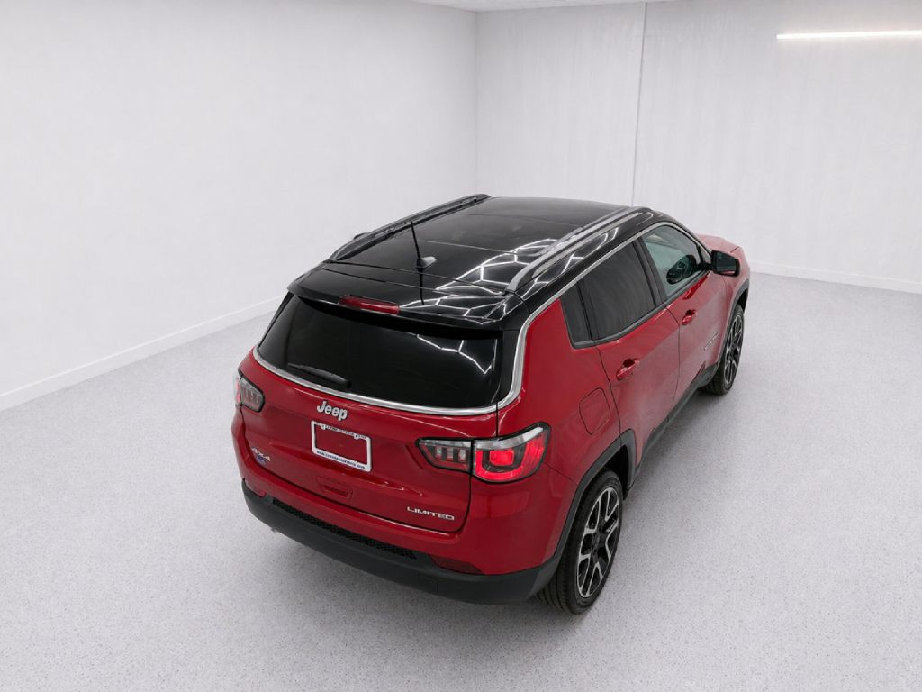 2018 Jeep Compass Image 36