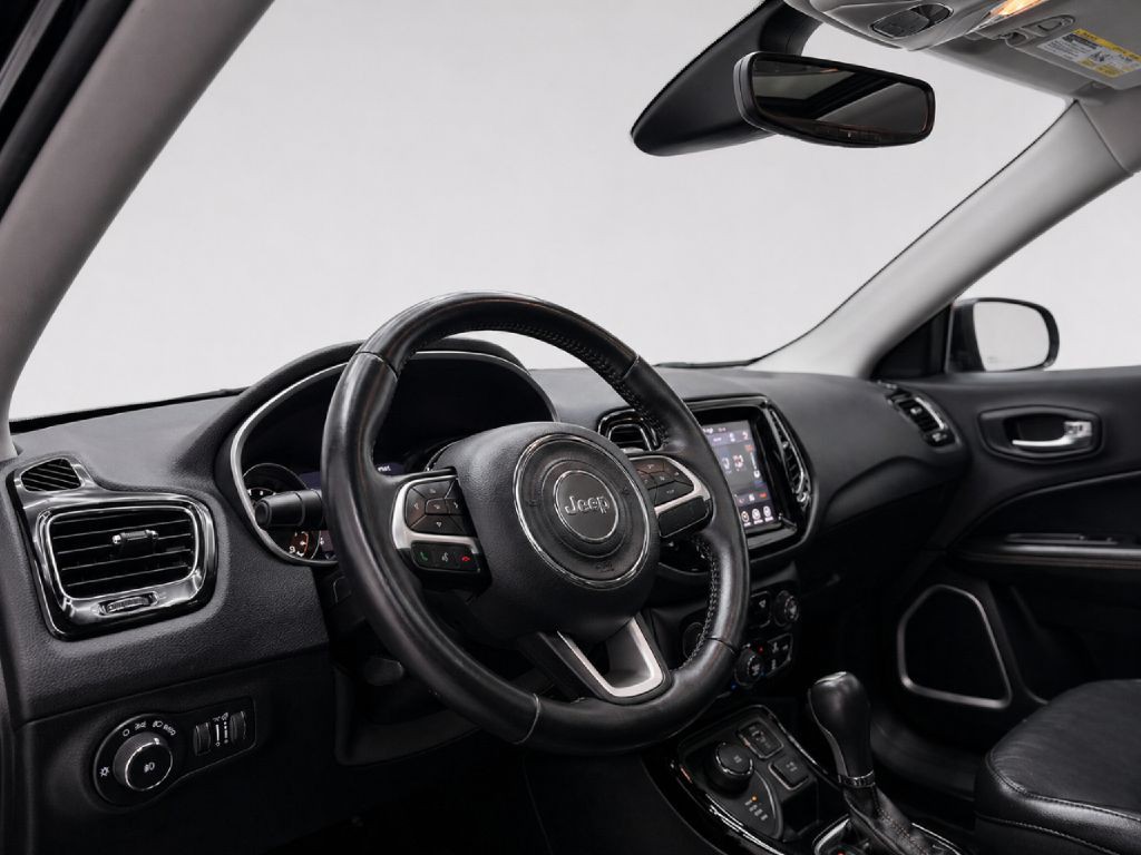 2018 Jeep Compass Image 41
