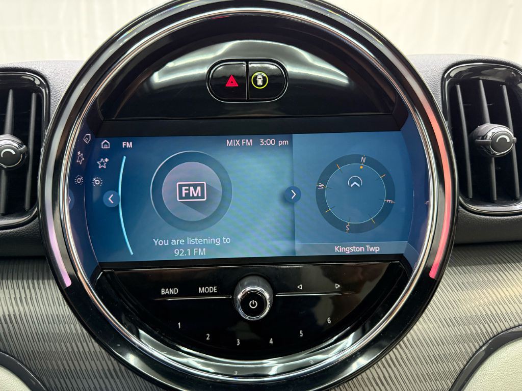 2023 MINI Cooper Image 17