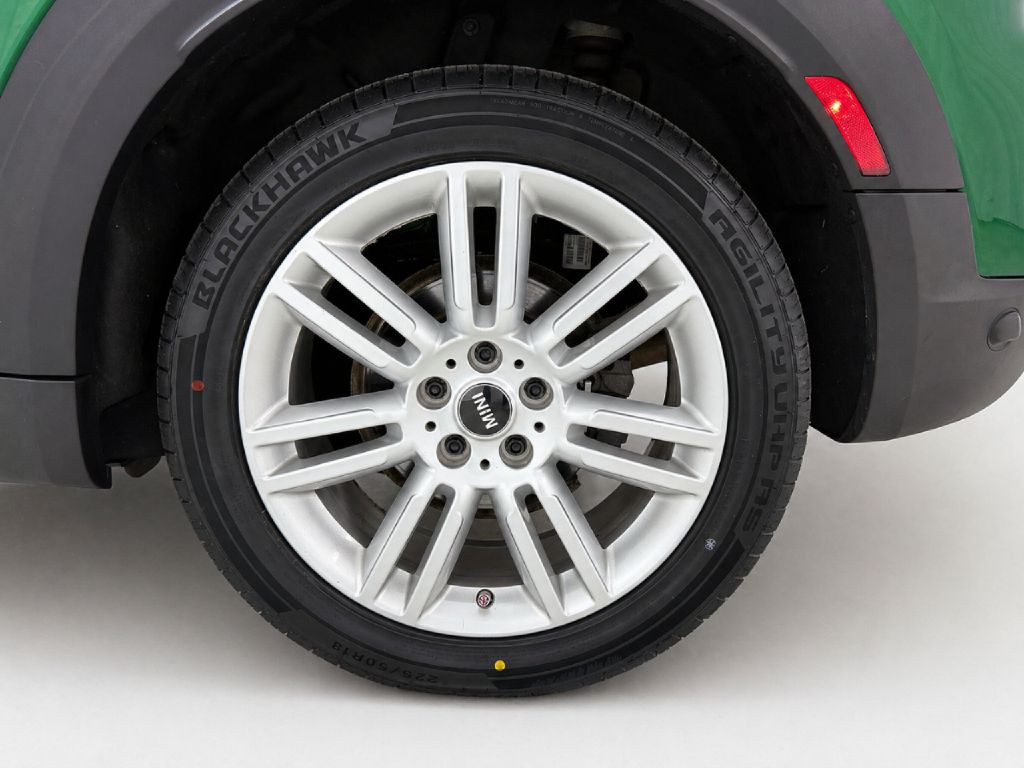 2023 MINI Cooper Image 30