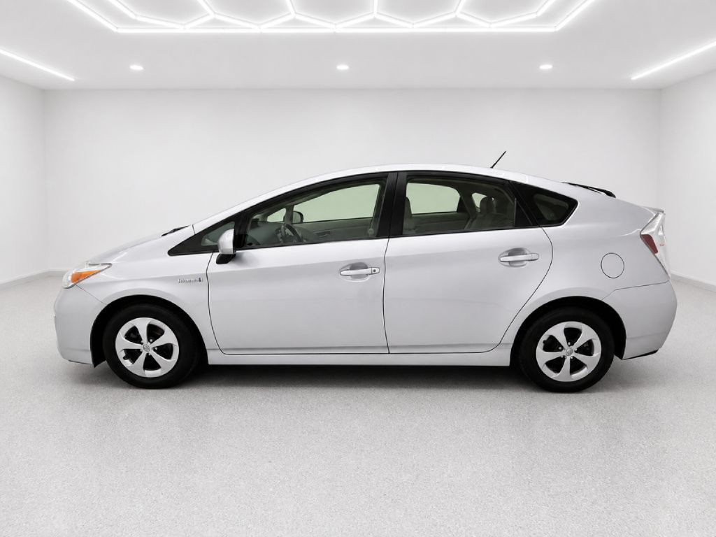 2015 Toyota Prius Image 6