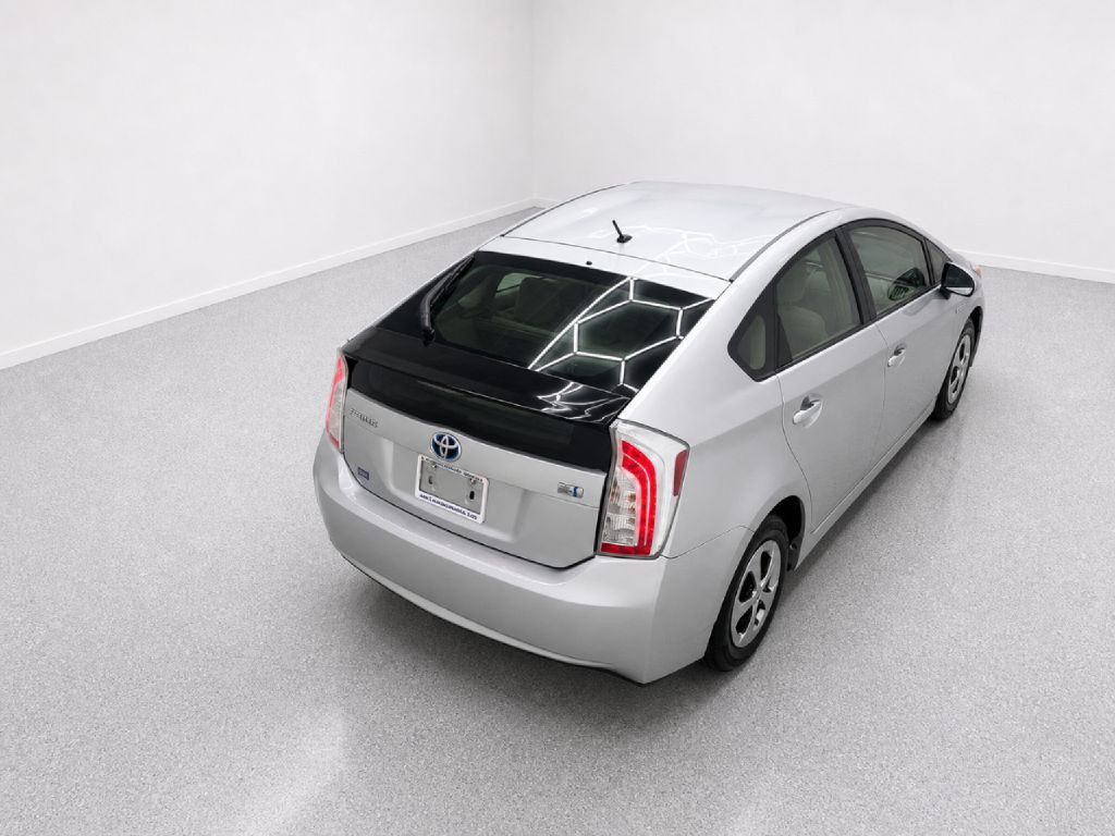 2015 Toyota Prius Image 31