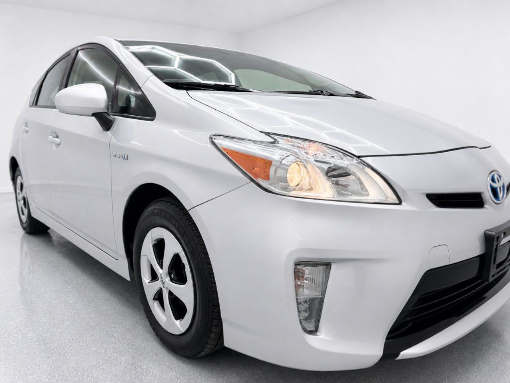 2015 Toyota Prius Image 33