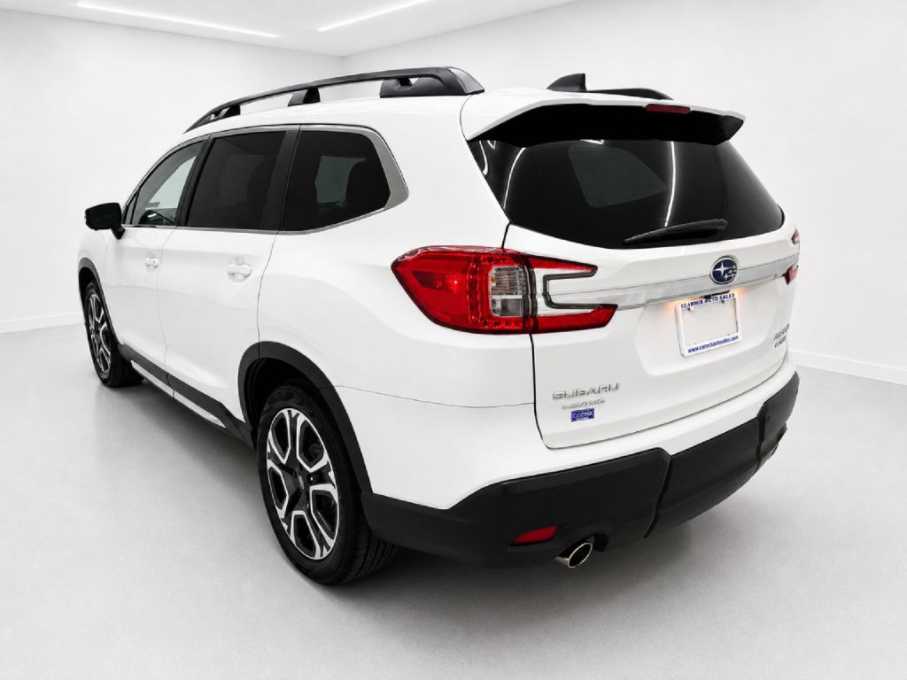 2023 Subaru Ascent Image 5
