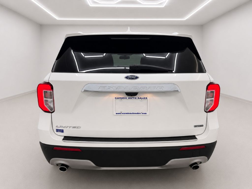 2021 Ford Explorer Image 4