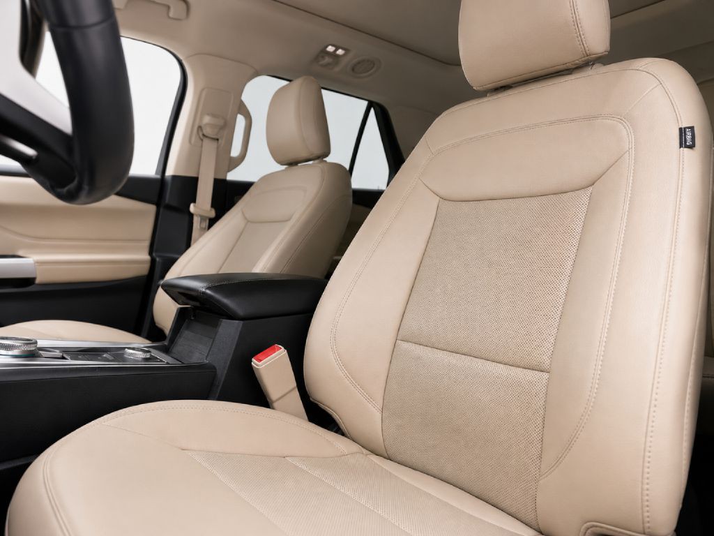 2021 Ford Explorer Image 9