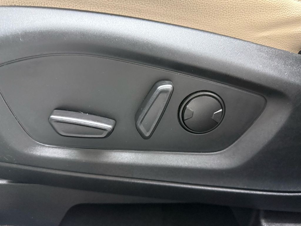 2021 Ford Explorer Image 10