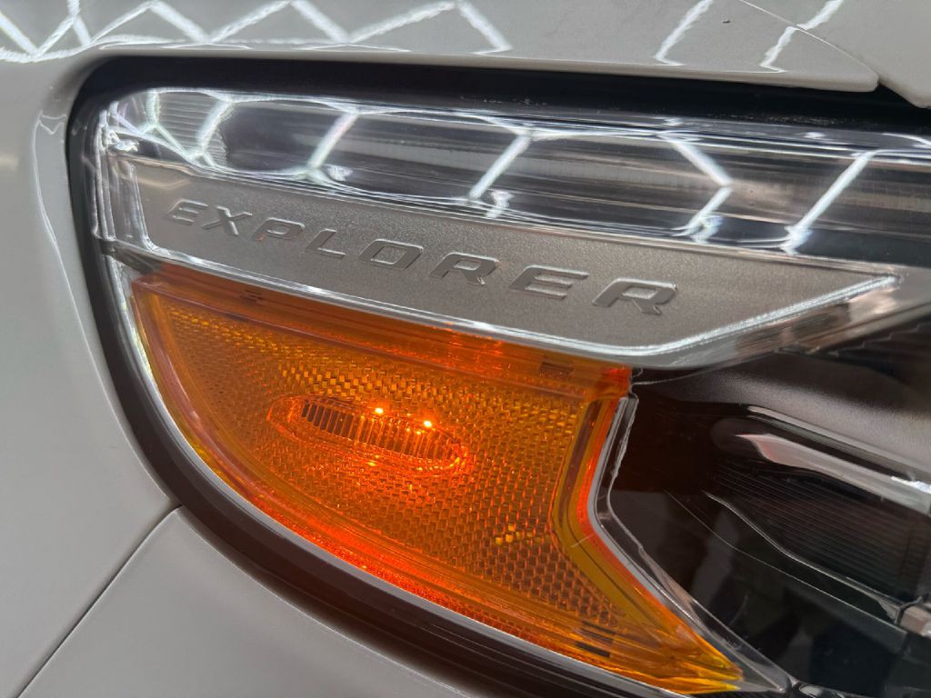 2021 Ford Explorer Image 42