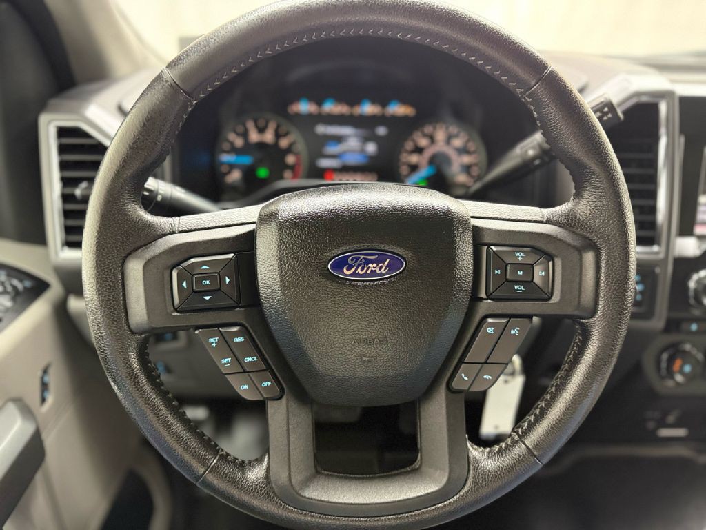 2015 Ford F-150 Image 12