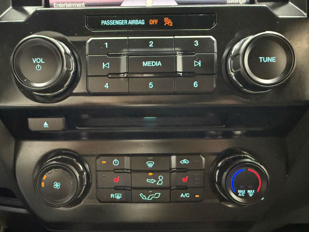 2015 Ford F-150 Image 18