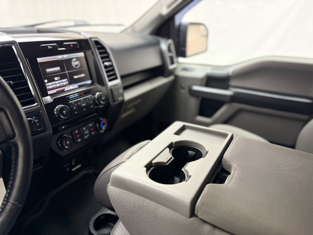 2015 Ford F-150 Image 20