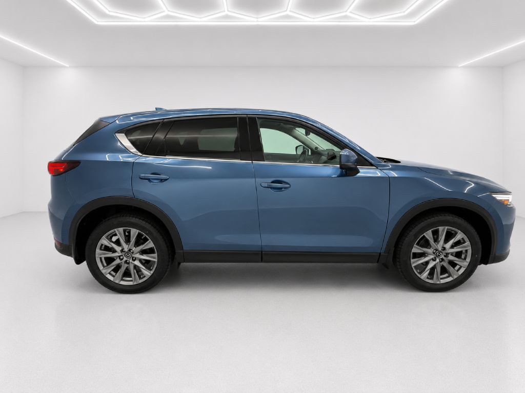 2019 Mazda CX-5 Image 2