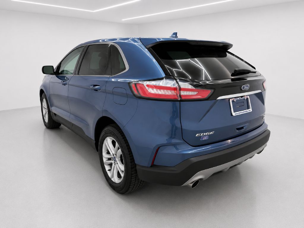 2019 Ford Edge Image 5