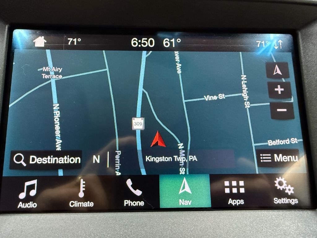 2019 Ford Edge Image 18