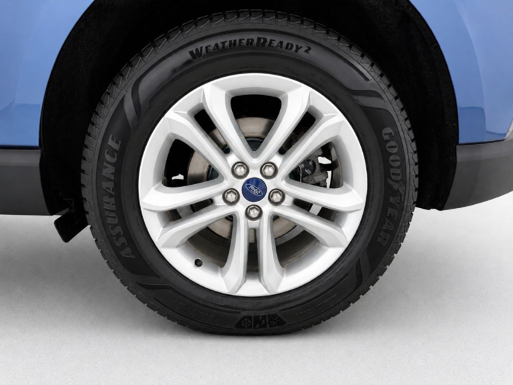 2019 Ford Edge Image 30